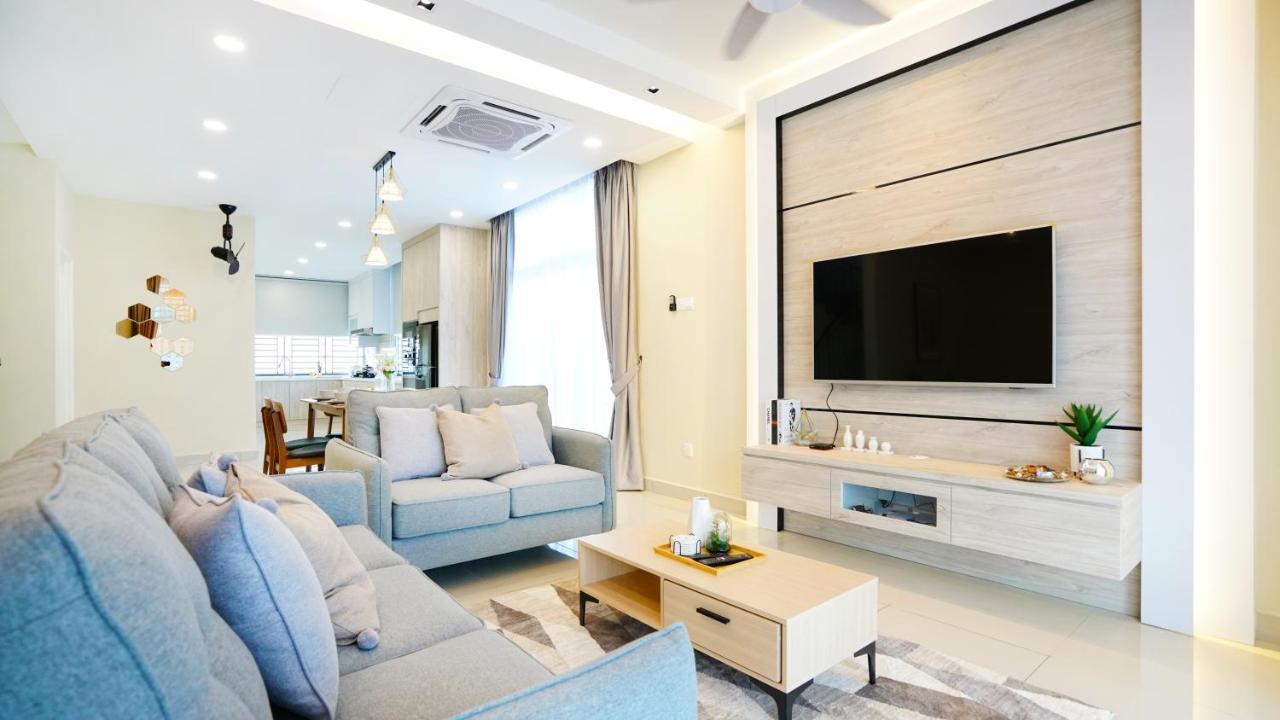 Holiday home Exclusive Elegant Theme By Joyfully 2m8 *